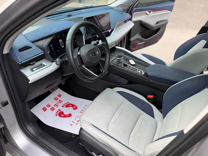 Фото 7 - Geely Preface