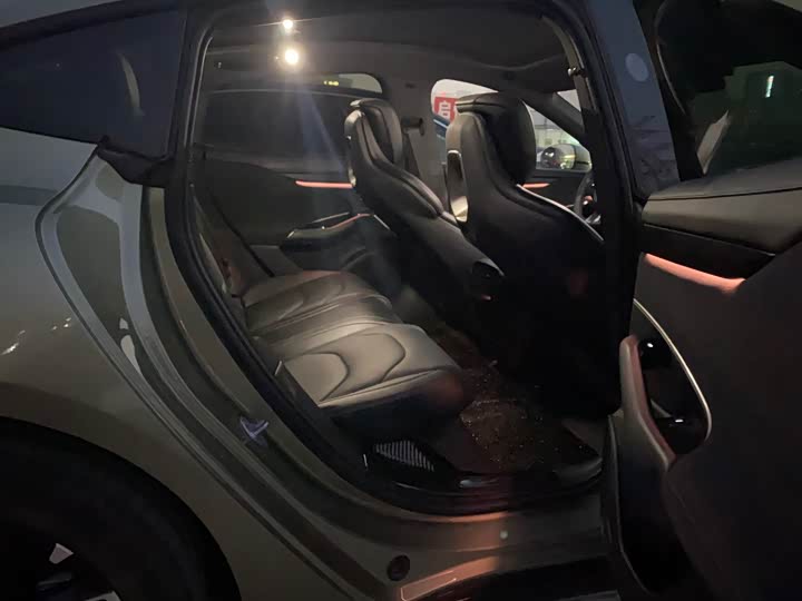 Фото 6 - Xiaomi SU7