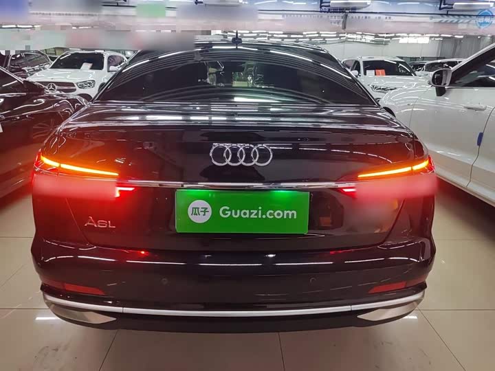 Фото 6 - Audi A6L