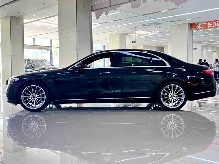 Фото 3 - Mercedes-Benz S-Class