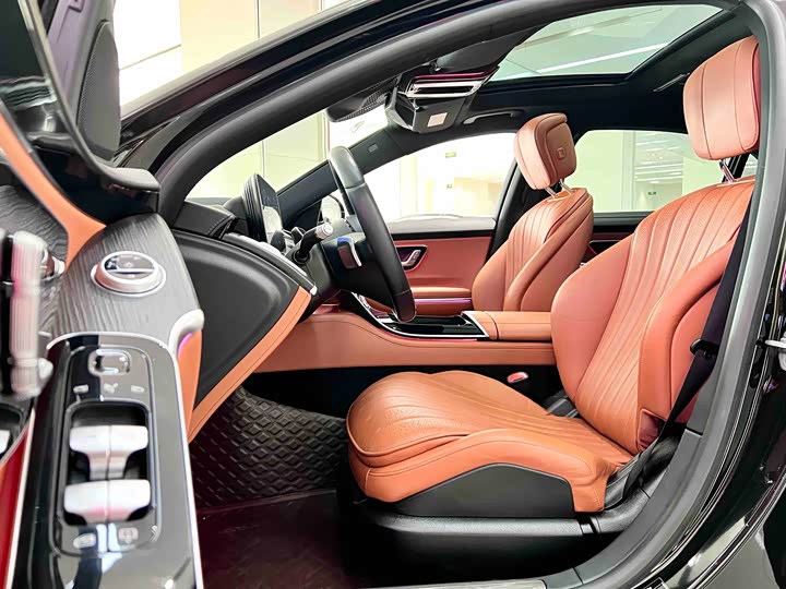 Фото 7 - Mercedes-Benz S-Class