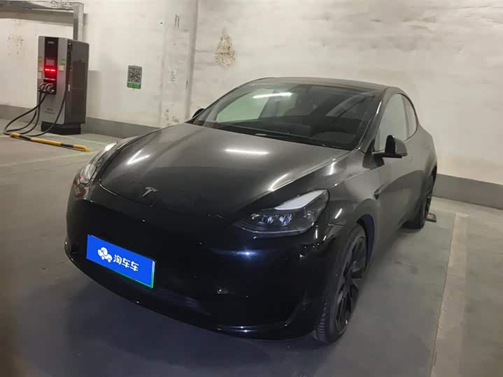 Фото 1 - Tesla Model Y