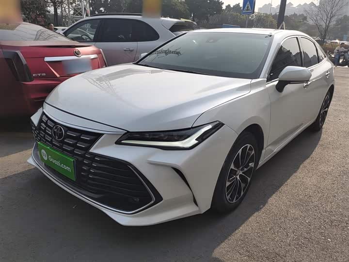 Фото 2 - Toyota Avalon