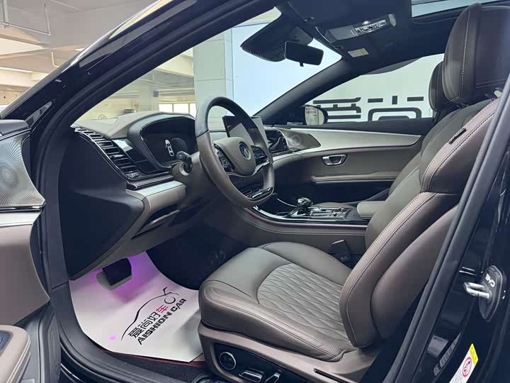 Фото 8 - BYD Han