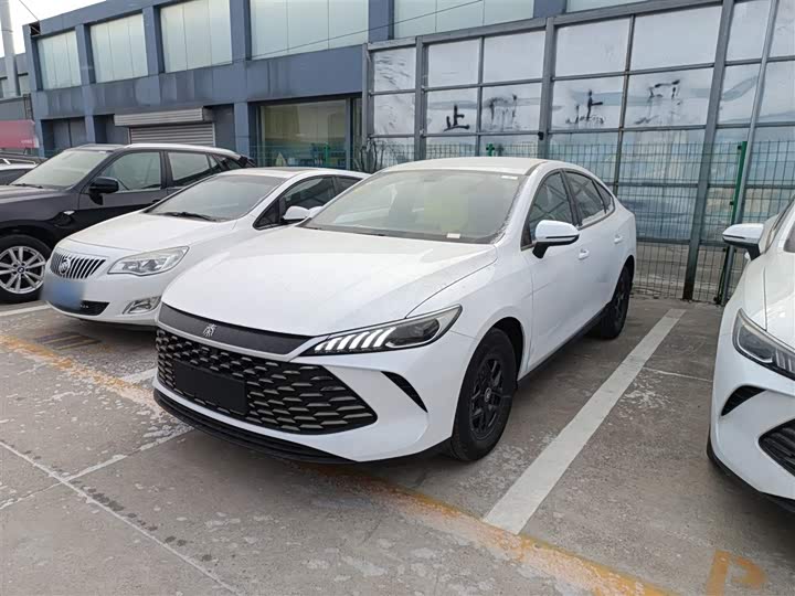 Фото 2 - BYD Qin Plus