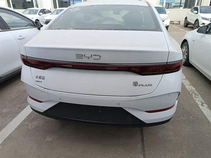 Фото 6 - BYD Qin Plus