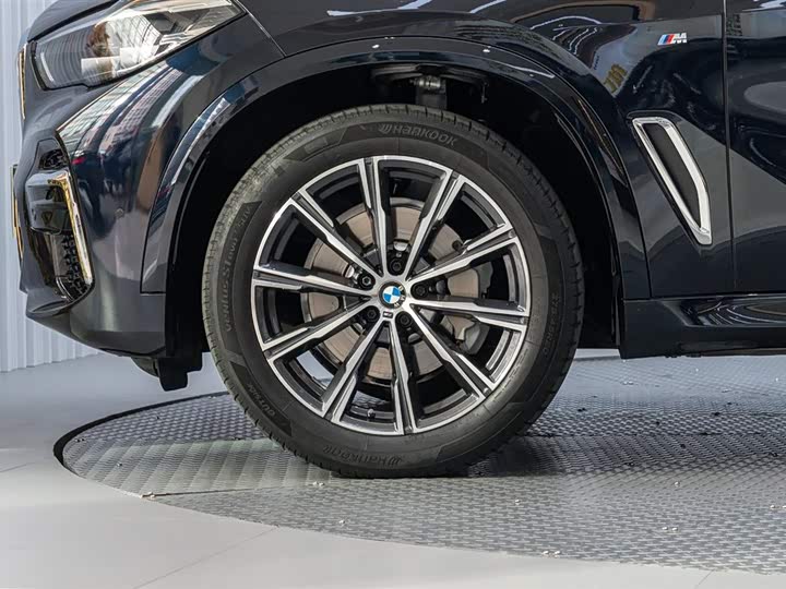 Фото 8 - BMW X5