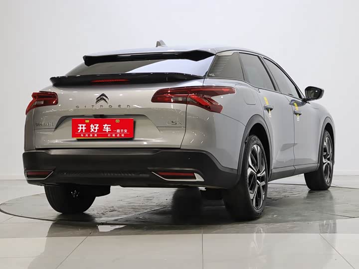 Фото 3 - Citroen C5 X