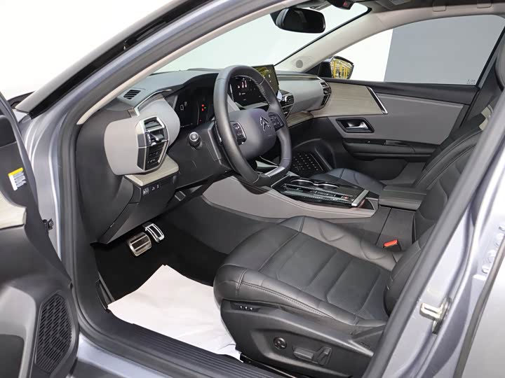 Фото 7 - Citroen C5 X