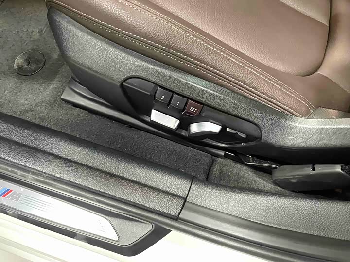 Фото 7 - BMW 1 Series