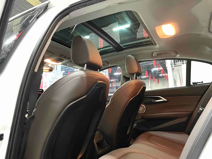 Фото 9 - BMW 1 Series