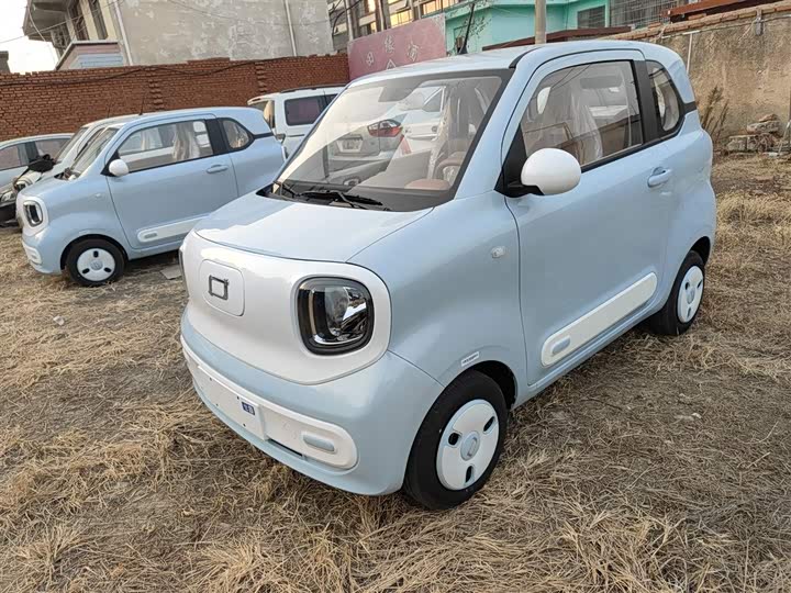 Фото 2 - Bestune Pony