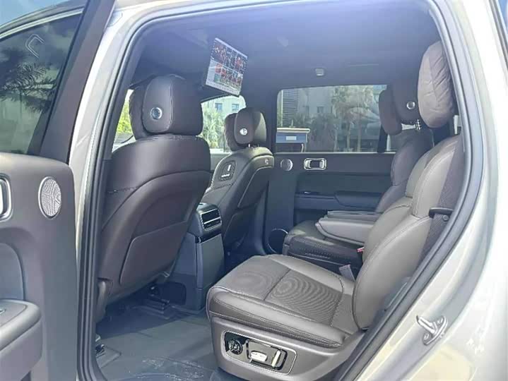 Фото 4 - LiXiang L9