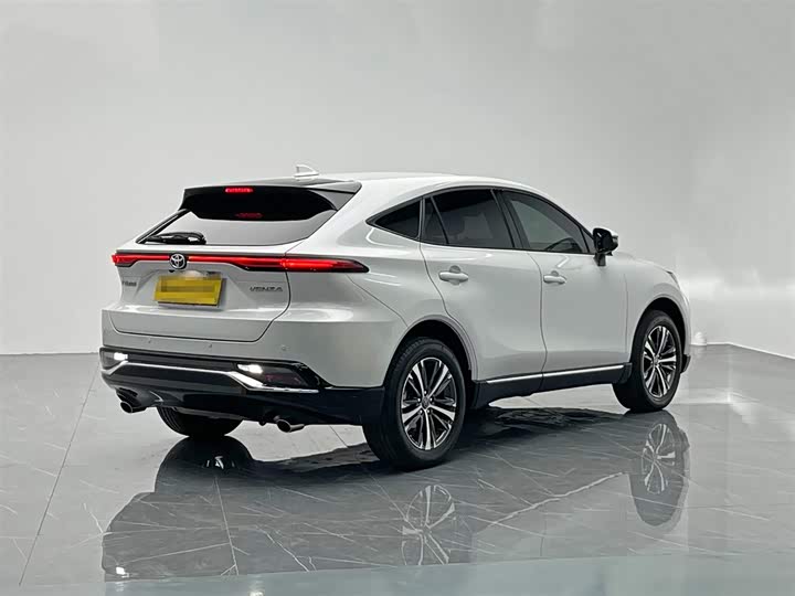 Фото 6 - Toyota Venza