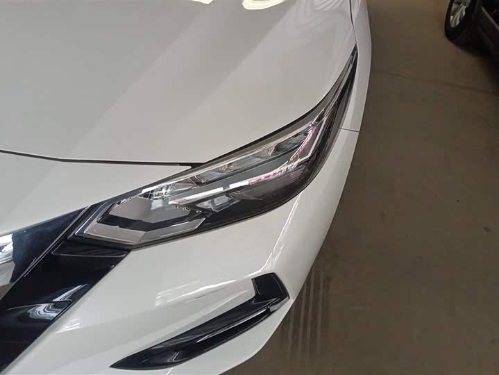 Фото 5 - Nissan Sylphy