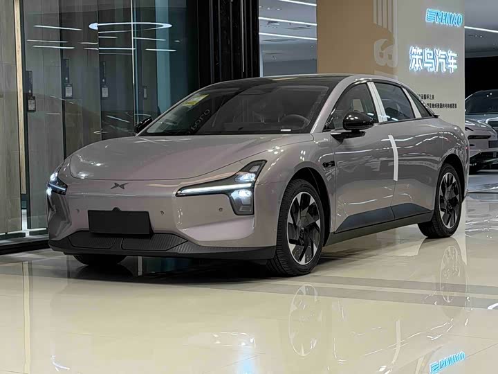 Фото 1 - XPeng Mona M03