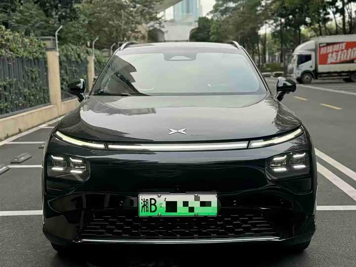 Фото 1 - XPeng G9