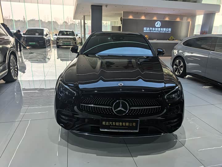 Фото 2 - Mercedes-Benz E-Class