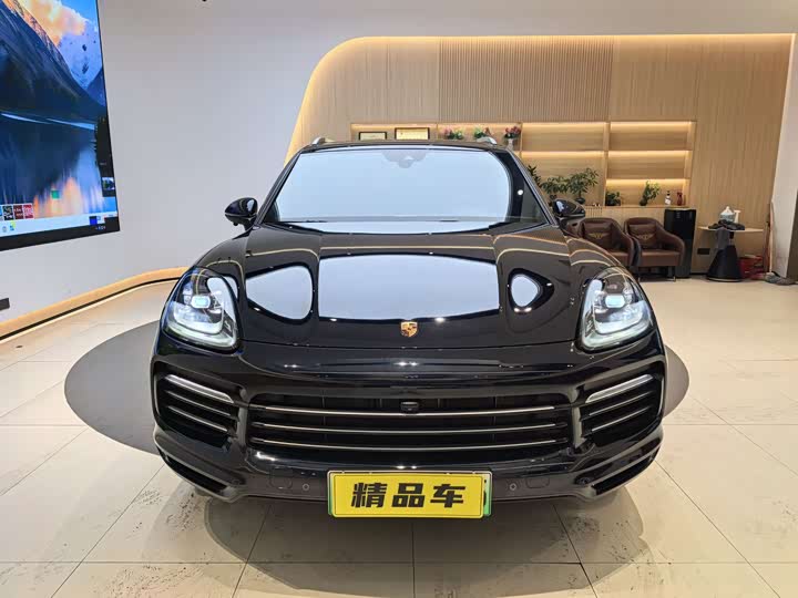 Фото 2 - Porsche Cayenne Hybrid