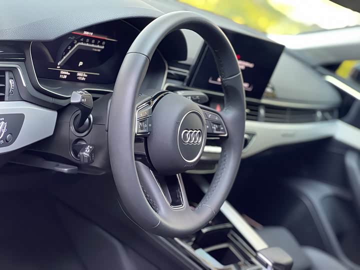 Фото 9 - Audi A5