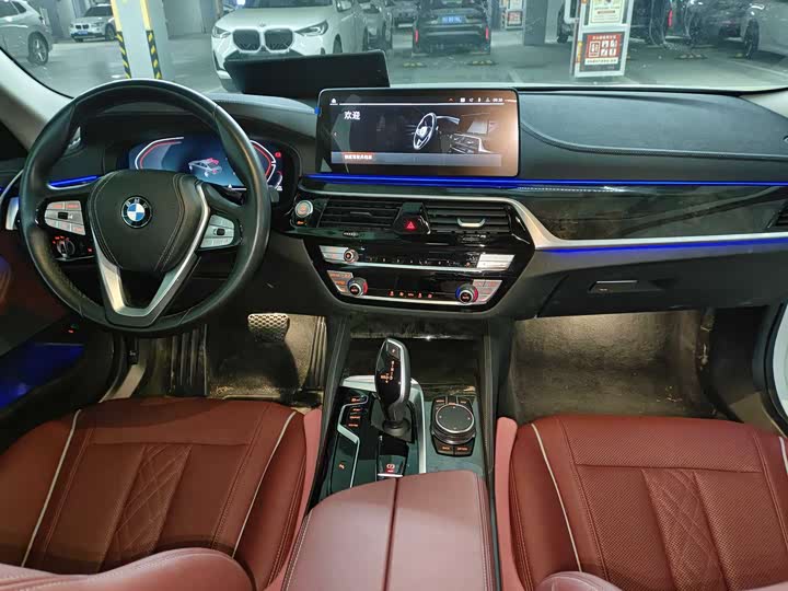 Фото 6 - BMW 5 Series