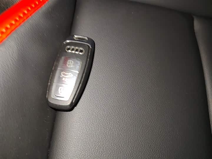 Фото 9 - Audi A3