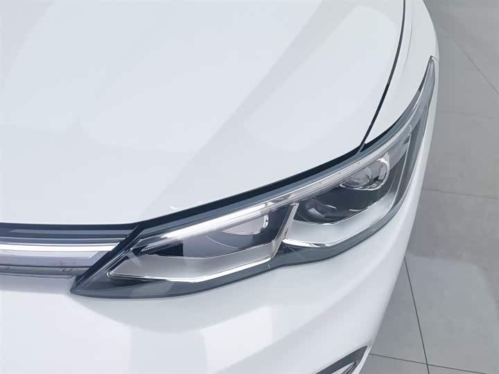 Фото 7 - Volkswagen Golf