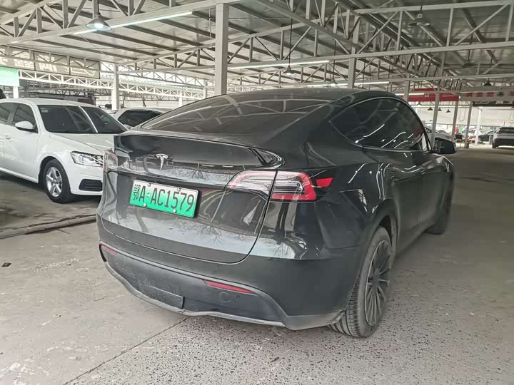 Фото 7 - Tesla Model Y