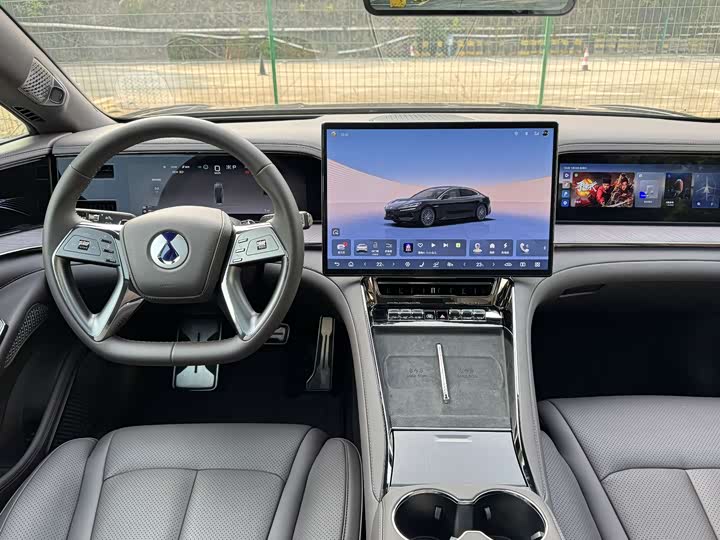 Фото 7 - Denza Z9