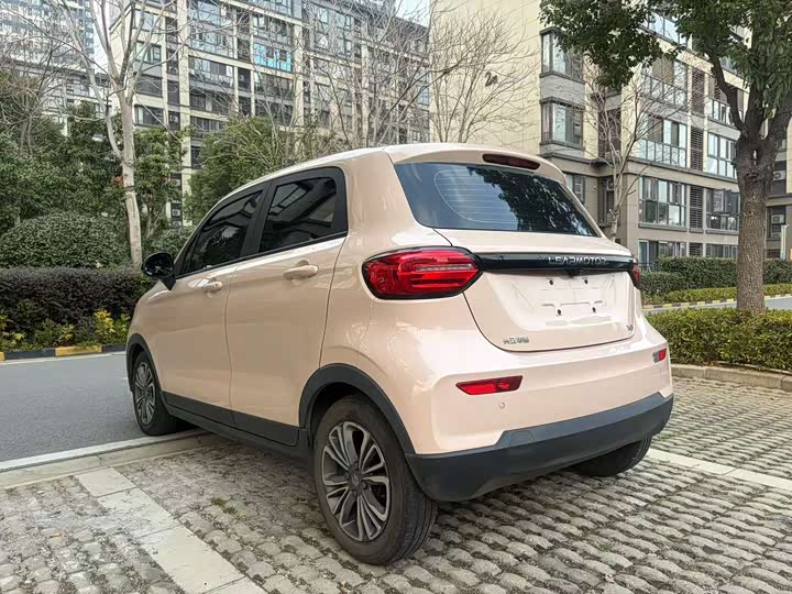 Фото 9 - Leapmotor T03