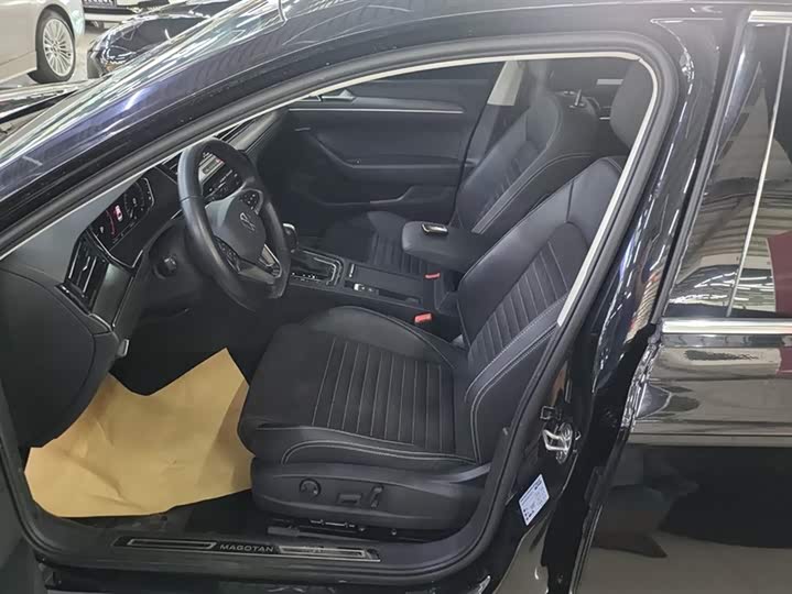 Фото 9 - Volkswagen Magotan