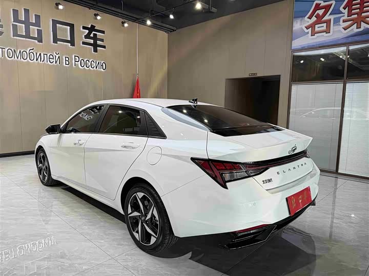 Фото 6 - Hyundai Elantra N line