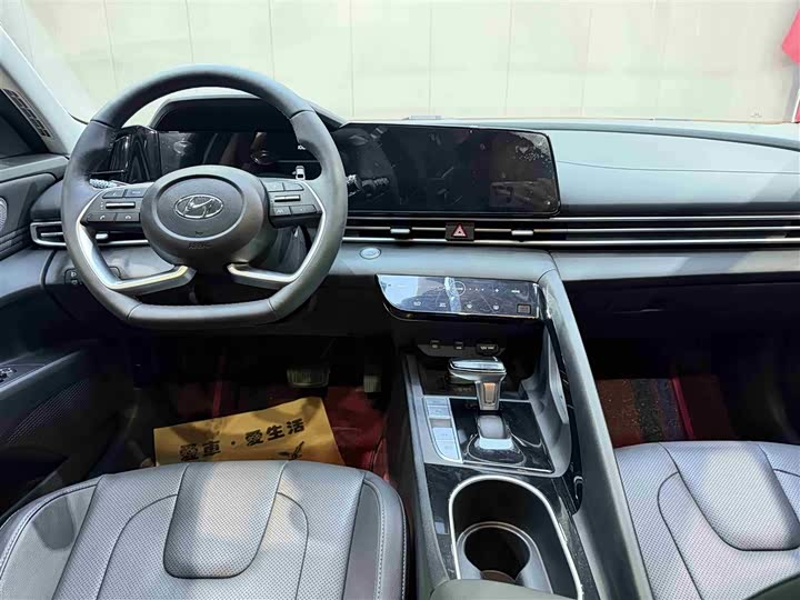 Фото 8 - Hyundai Elantra N line