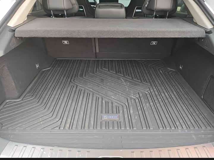 Фото 8 - Zeekr 001