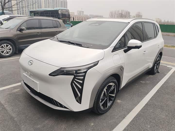 Фото 2 - GAC Aion Y