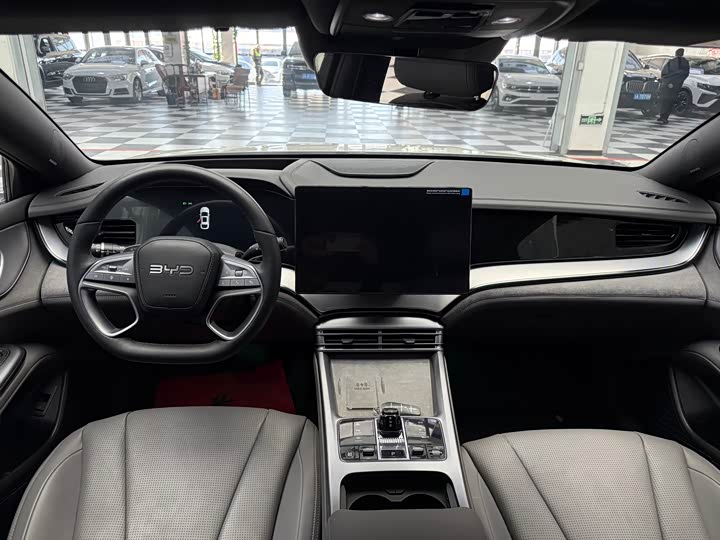 Фото 9 - BYD Seal 07 DM-i Hybrid