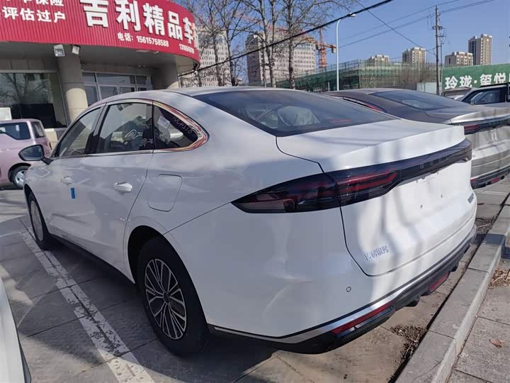 Фото 5 - Geely Galaxy Starshine 6