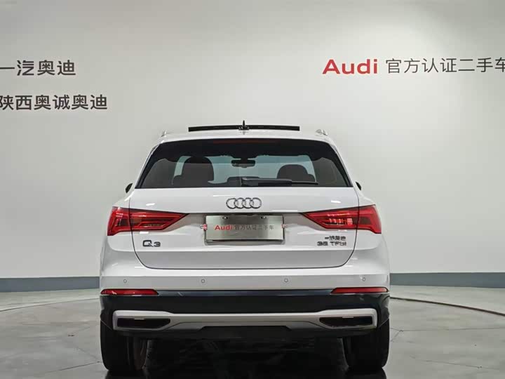 Фото 5 - Audi Q3