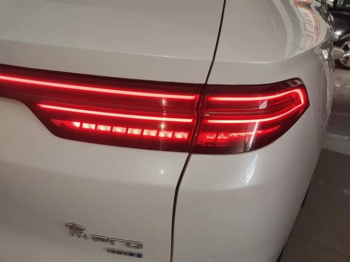 Фото 8 - BYD Song Pro Hybrid