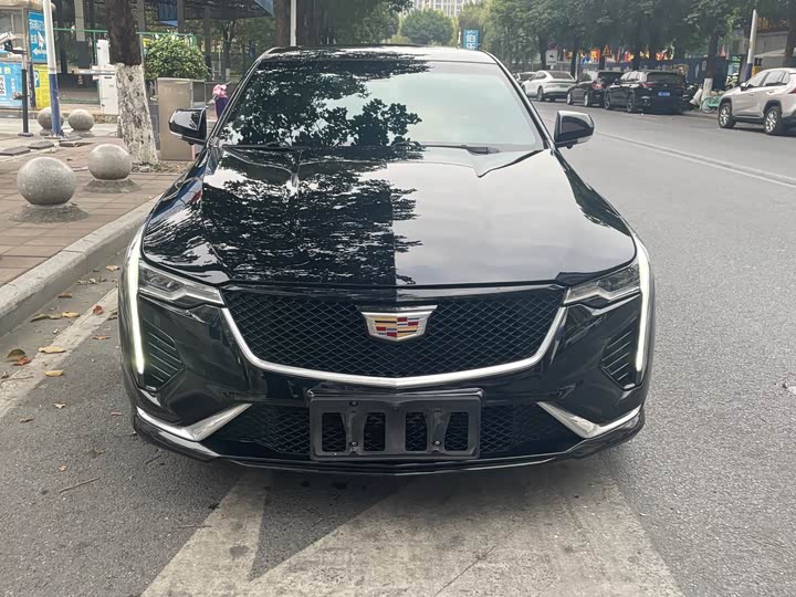 Фото 2 - Cadillac CT4