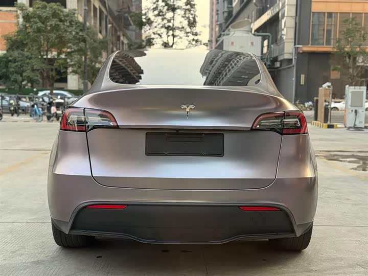 Фото 4 - Tesla Model Y