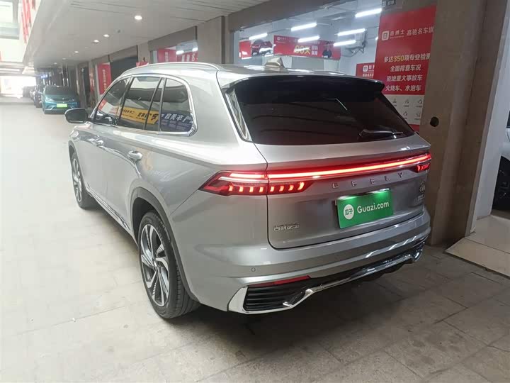 Фото 5 - Geely Monjaro