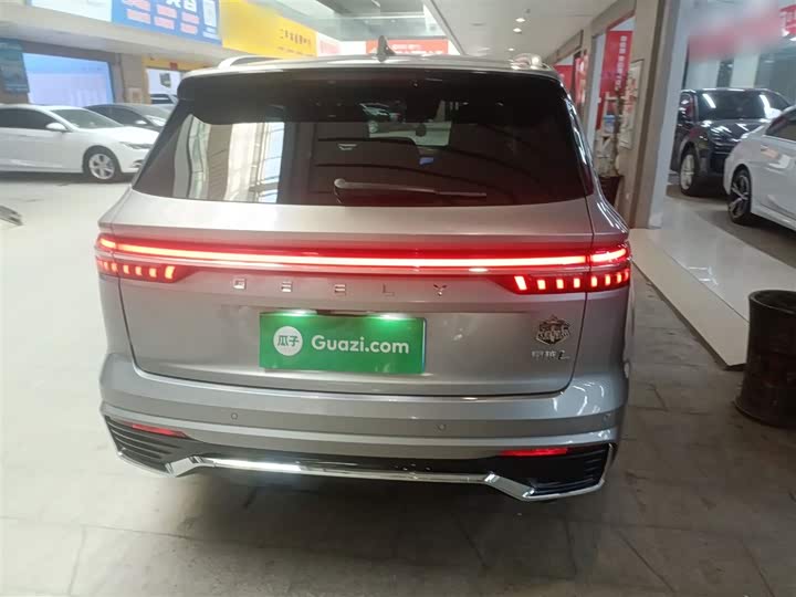 Фото 6 - Geely Monjaro