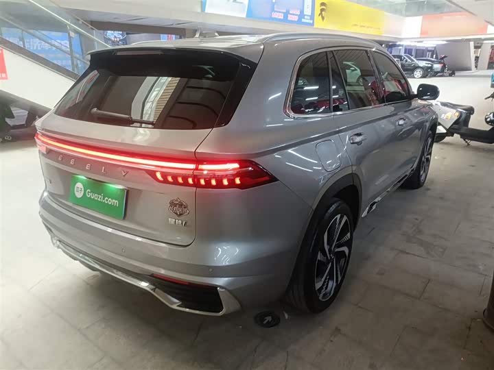 Фото 7 - Geely Monjaro