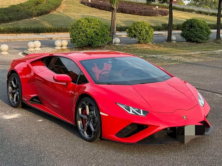 Фото 3 - Lamborghini Huracán