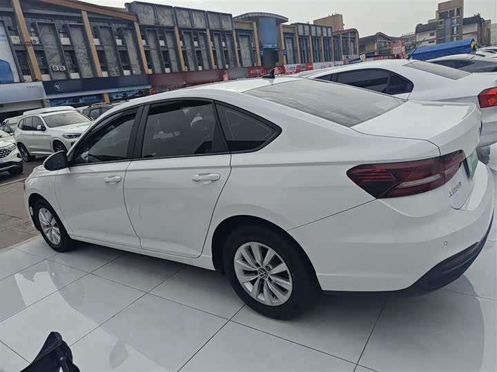 Фото 5 - Volkswagen Lavida