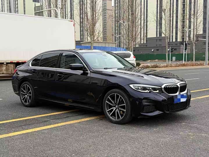 Фото 3 - BMW 3 Series