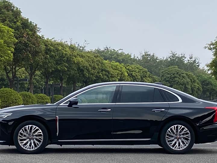 Фото 7 - Hongqi H5