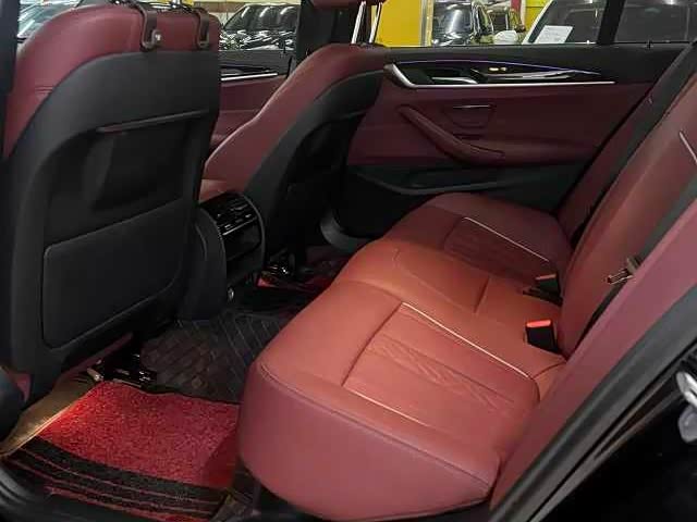 Фото 6 - BMW 5 Series