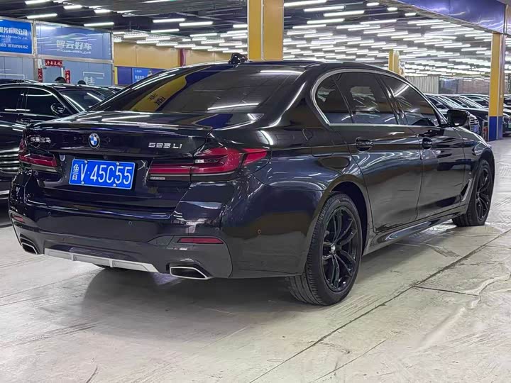 Фото 7 - BMW 5 Series